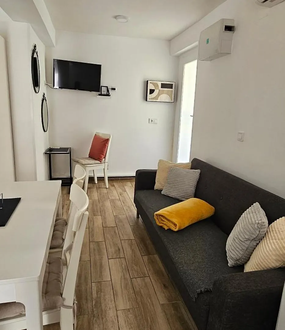 Apto Tanez Torremolinos, A Apartment 0*, Torremolinos
